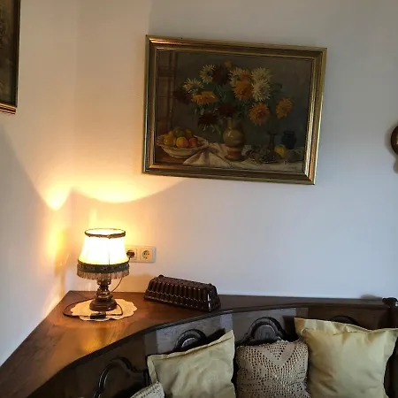 In Koblenz, Nahe Uni Und Bwzk Mit Garten * كوبلنس