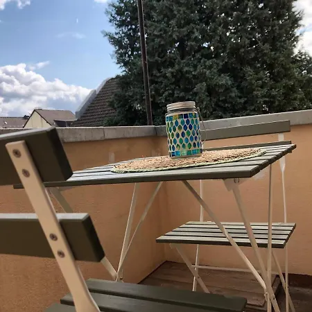 In Koblenz, Nahe Uni Und Bwzk Mit Garten Coblenza