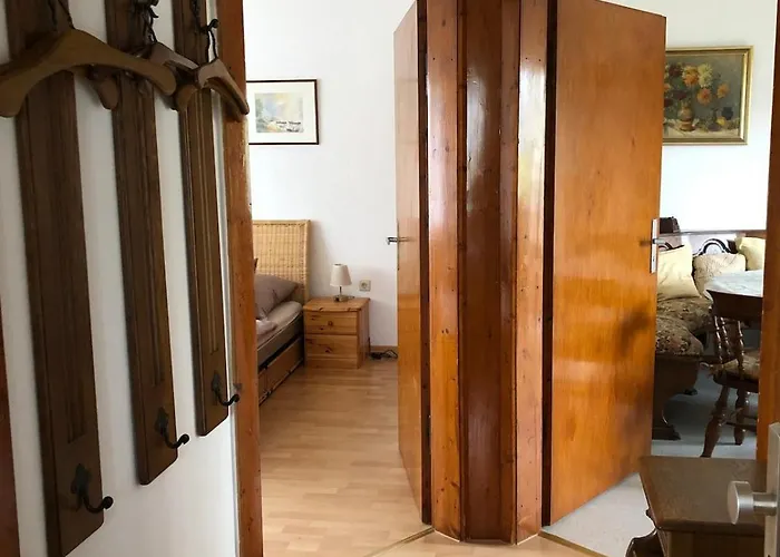 Apartman In Koblenz, Nahe Uni Und Bwzk Mit Garten *