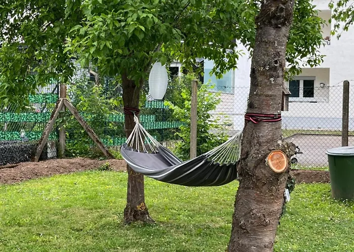 Apartman In Koblenz, Nahe Uni Und Bwzk Mit Garten